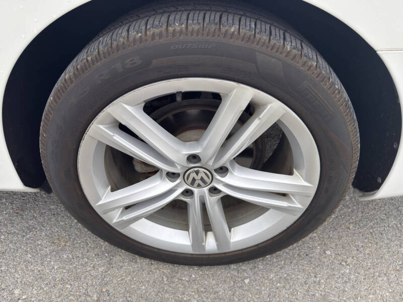 2014 Volkswagen Passat 2.0L TDI SEL Premium