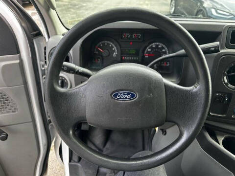 2018 Ford E-Series E-350 SD