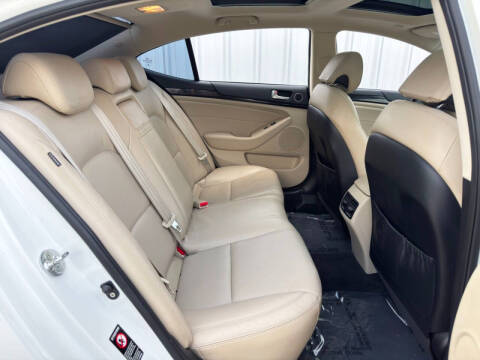 2014 Kia Cadenza Premium