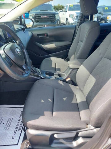 2024 Toyota Corolla LE