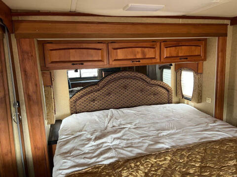 2008 Holiday Rambler Endeavor