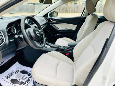 2015 Mazda MAZDA3 i Sport