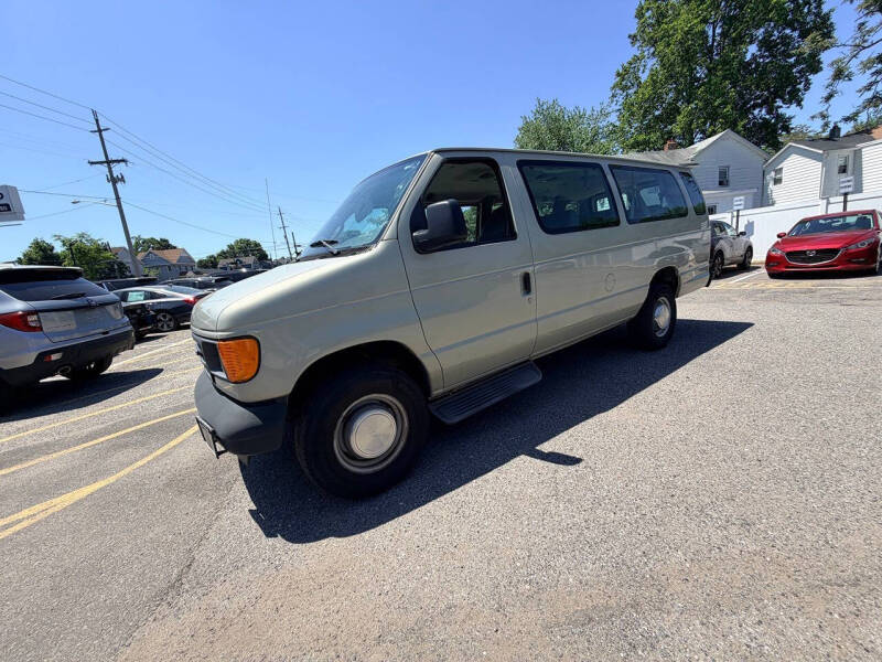 2006 Ford E-Series E-350 SD XL