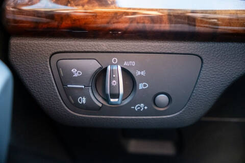 2018 Audi Q5 2.0T quattro Premium Plus