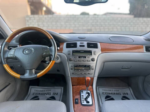 2005 Lexus ES 330