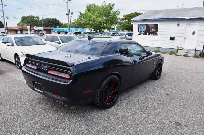 2015 Dodge Challenger R/T Scat Pack