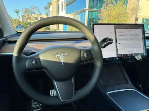 2024 Tesla Model Y Performance