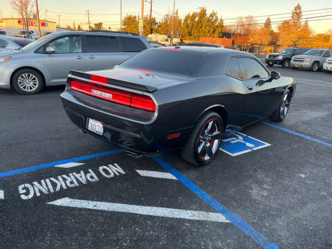2013 Dodge Challenger Rallye Redline Appearance Group