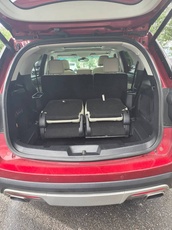 2017 Ford Explorer Platinum