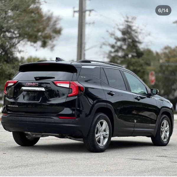 2022 GMC Terrain SLE