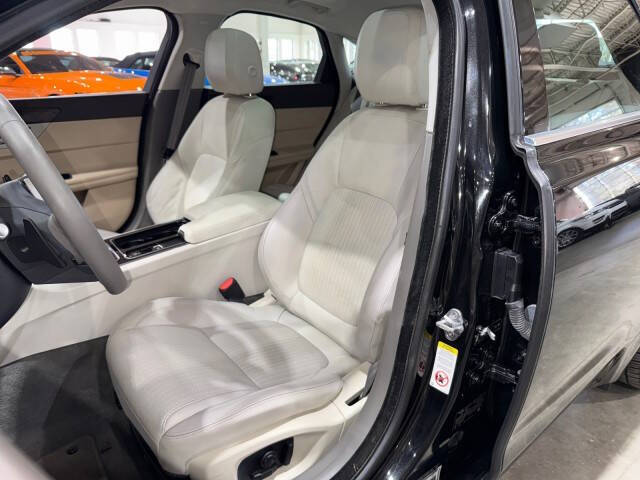 2016 Jaguar XF 35t Prestige