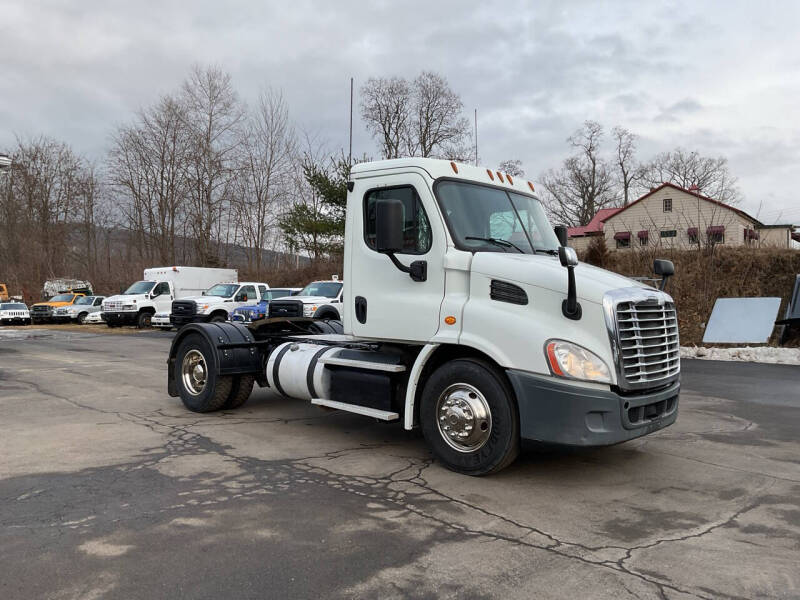 2016 Freightliner Cascadia