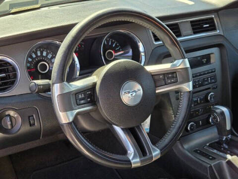 2014 Ford Mustang V6