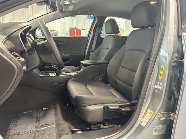 2024 Chevrolet Malibu LS