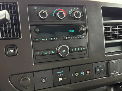 2021 Chevrolet Express 2500