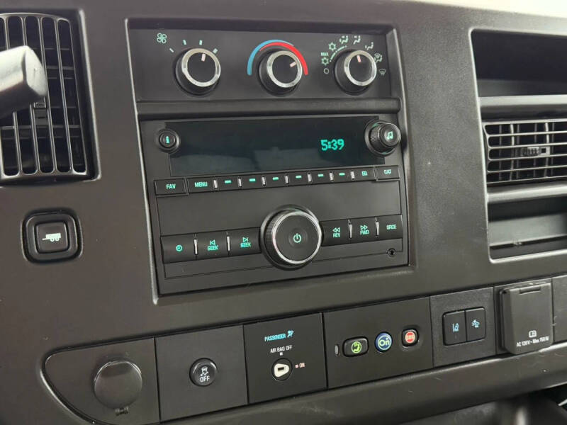 2021 Chevrolet Express 2500