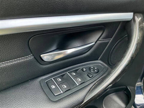 2017 BMW 3 Series 330i xDrive