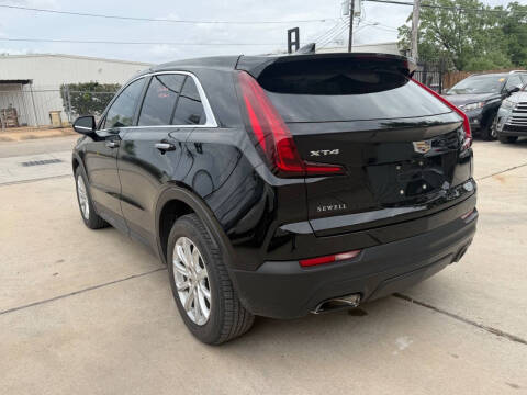 2020 Cadillac XT4 Luxury