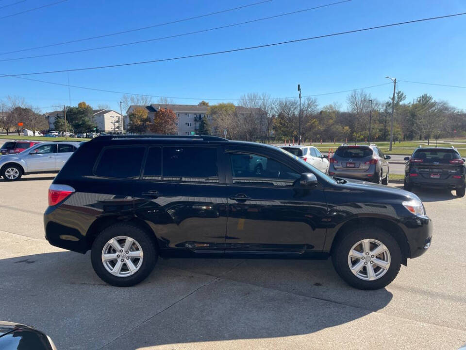 2010 Toyota Highlander for sale at Martinson's Used Cars in Altoona, IA