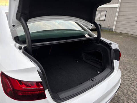 2024 Audi A4 quattro S line Prem Plus 45 TFSI