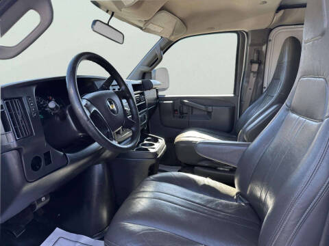 2016 Chevrolet Express 2500