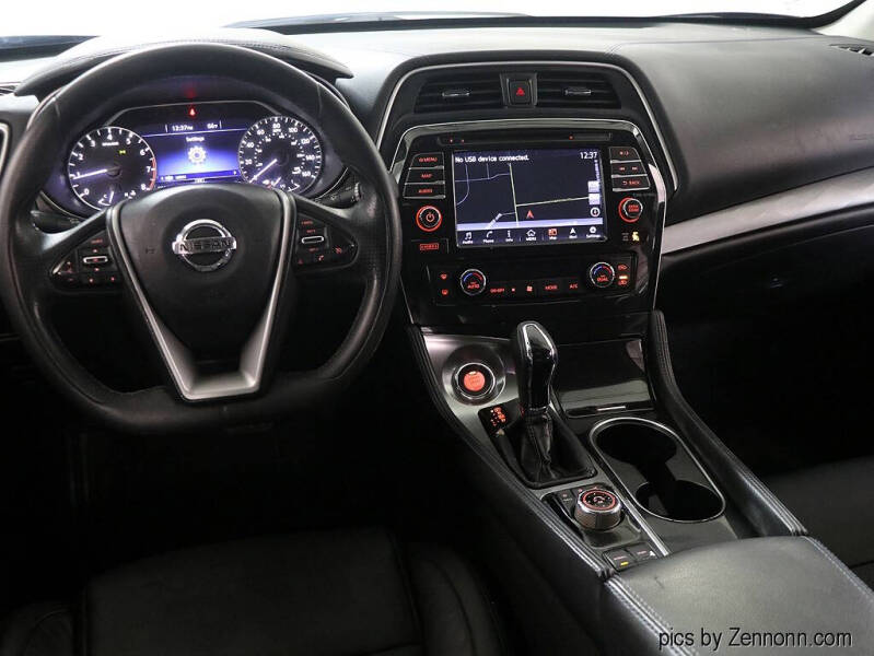 2017 Nissan Maxima