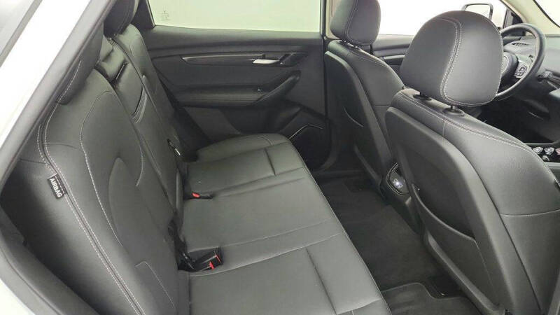 2023 VinFast VF8 Eco City Edition