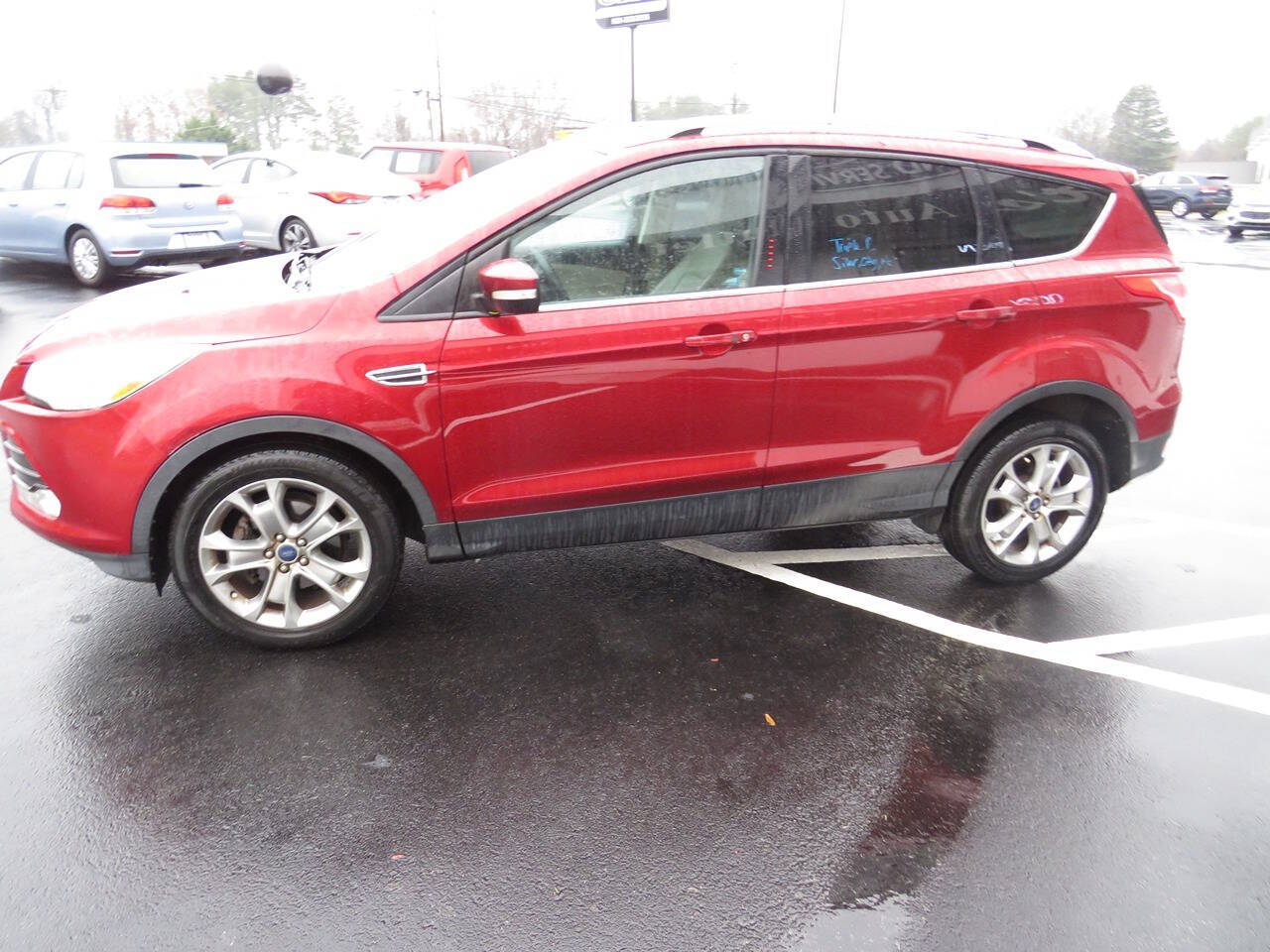 2014 Ford Escape for sale at Colbert's Auto Outlet in Hickory, NC