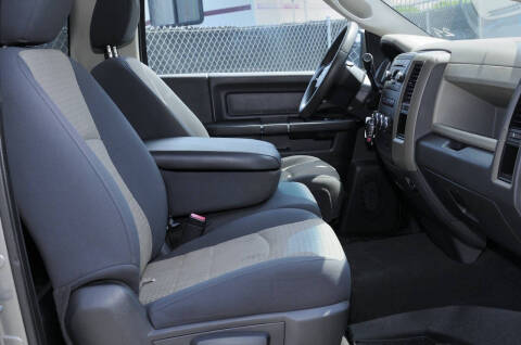 2012 RAM 1500 ST