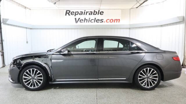 2017 Lincoln Continental Select