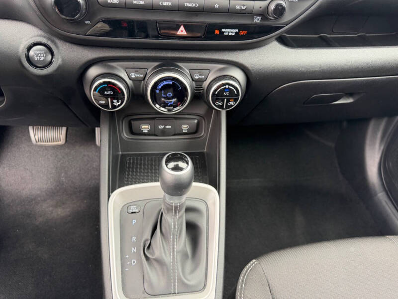 2025 Hyundai Venue SEL