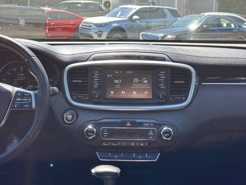 2020 Kia Sorento EX V6