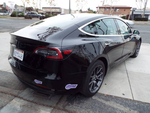 2019 Tesla Model 3 Standard Range Plus