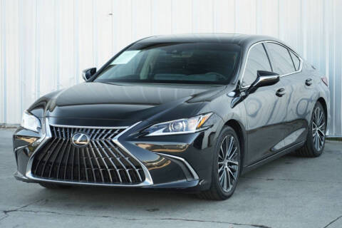 2023 Lexus ES 300h