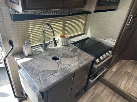 2021 Thor Motor Coach Four Winds