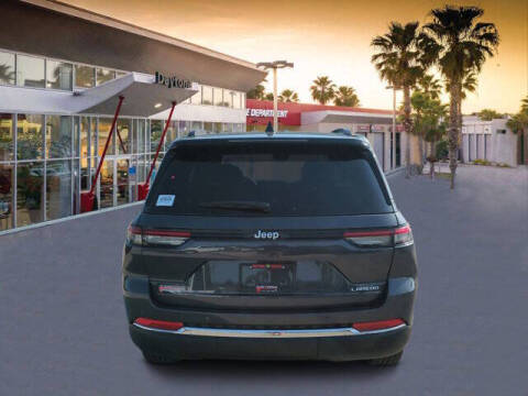 2025 Jeep Grand Cherokee Laredo X