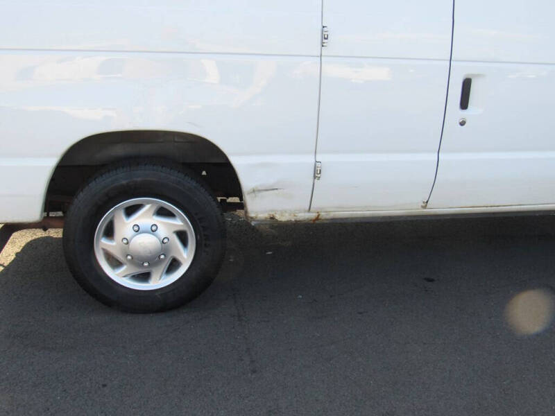 2012 Ford E-Series E-150