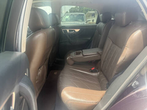 2011 Infiniti FX35
