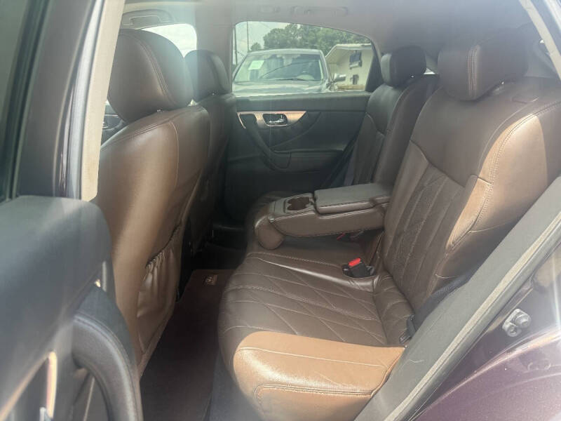 2011 Infiniti FX35