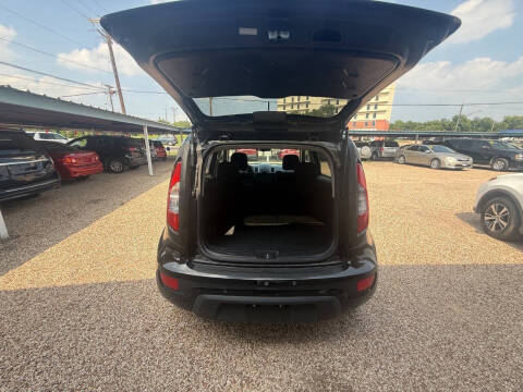 2012 Kia Soul +