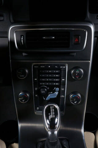 2013 Volvo S60 T5 Premier Plus