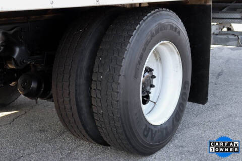 2019 Freightliner M2 106