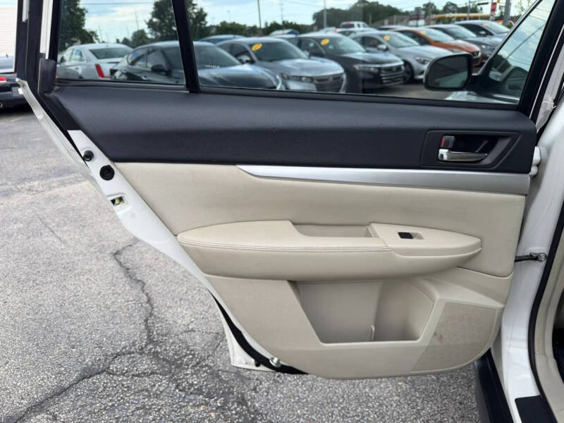 2011 Subaru Outback 2.5i Premium