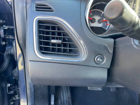 2014 Chrysler 200 LX