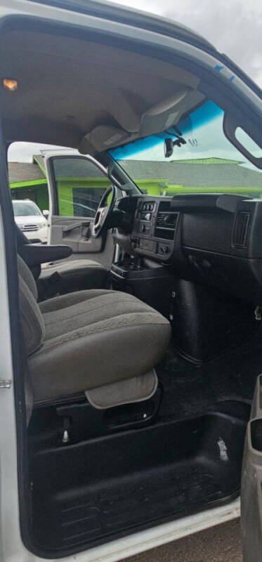 2019 Chevrolet Express 2500