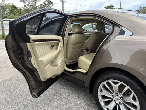 2015 Ford Taurus Limited