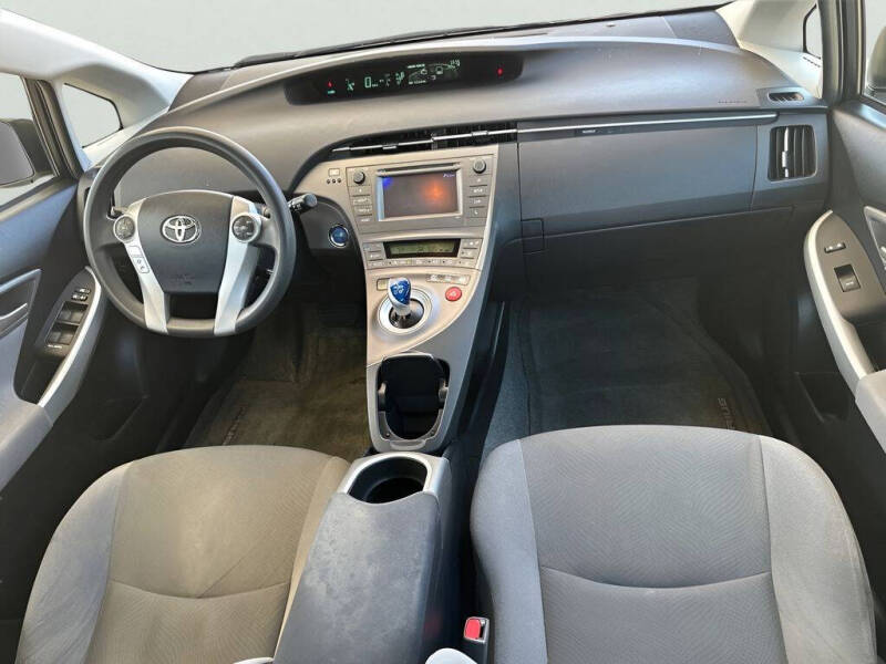 2014 Toyota Prius Two