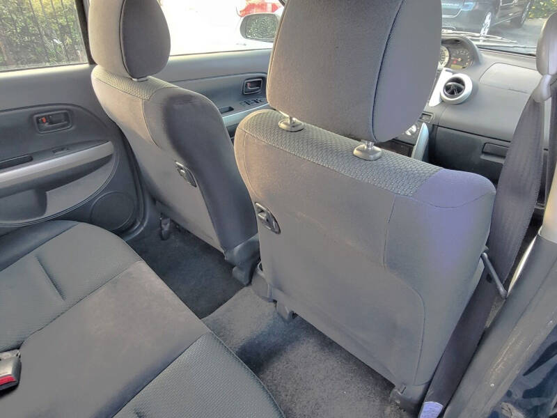 2006 Scion xA Base photo 11