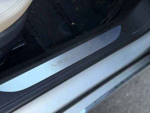 2016 Tesla Model S