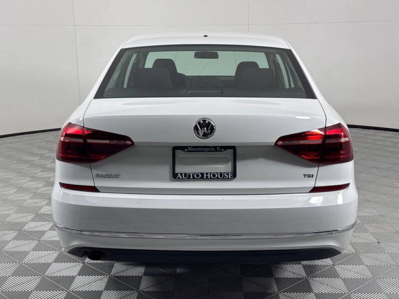 2018 Volkswagen Passat 2.0T S